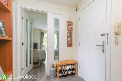 12 The Knowle, Hoddesdon, EN11 8LD