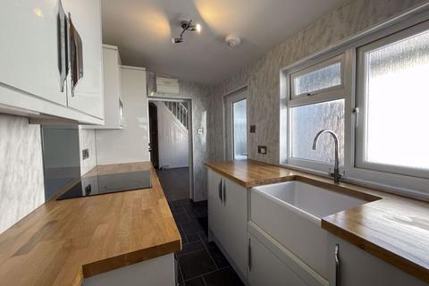 2 bedroom terraced house for sale, Victoria Road, Cemaes Bay