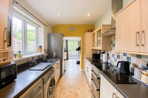 76 Green Lanes, Bilston, WV14 6DA