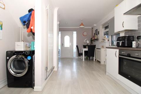 4 bedroom end of terrace house for sale, Peolsford Road, Pelsall, WS3 4NA