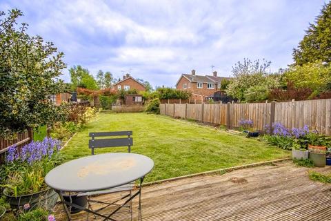 197 Hutton Drive, Hutton, Brentwood, CM13 1QZ
