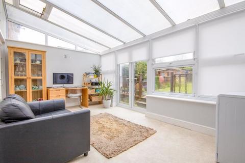 197 Hutton Drive, Hutton, Brentwood, CM13 1QZ