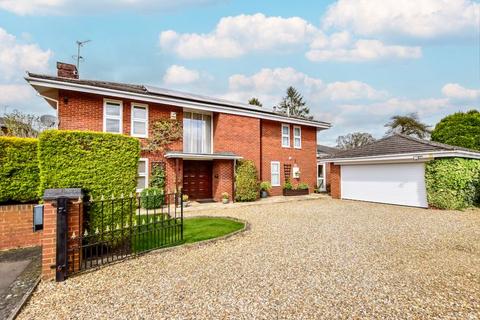 6 bedroom detached house for sale, Wannions Close, Chesham