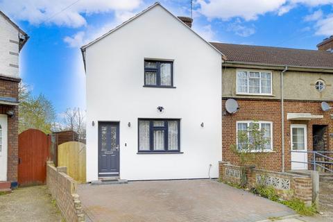 3 bedroom end of terrace house for sale, The Link, Enfield
