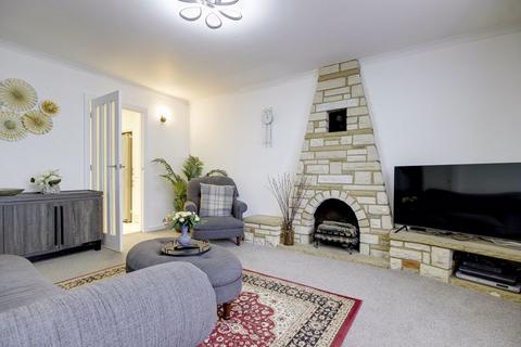 3 bedroom end of terrace house for sale, The Link, Enfield