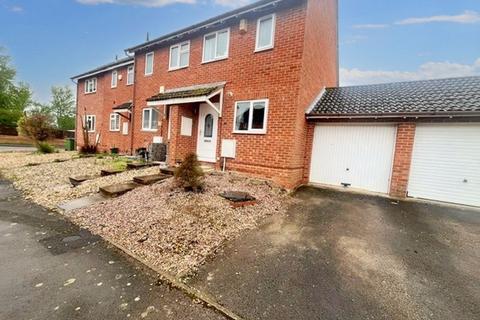 2 bedroom end of terrace house for sale, Meadvale Close, Gloucester GL2