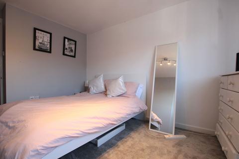 2 bedroom end of terrace house for sale, Meadvale Close, Gloucester GL2