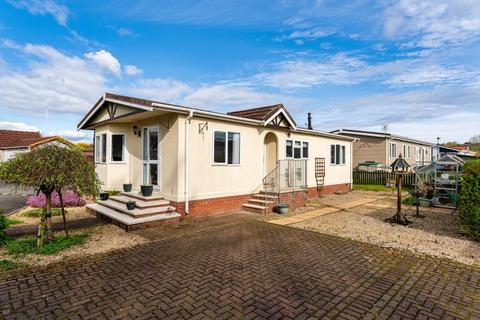 2 bedroom park home for sale, Beechtree Park, Denny