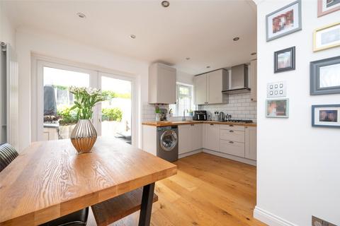 25 Ashdales, St Albans, AL1 2RA