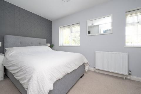 25 Ashdales, St Albans, AL1 2RA