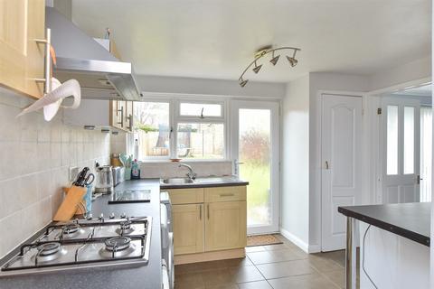 3 bedroom terraced house for sale, Spinney North, Pulborough, West Sussex