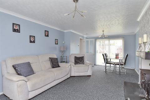 3 bedroom terraced house for sale, Spinney North, Pulborough, West Sussex