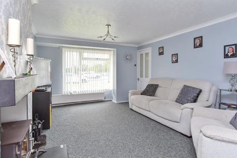 3 bedroom terraced house for sale, Spinney North, Pulborough, West Sussex