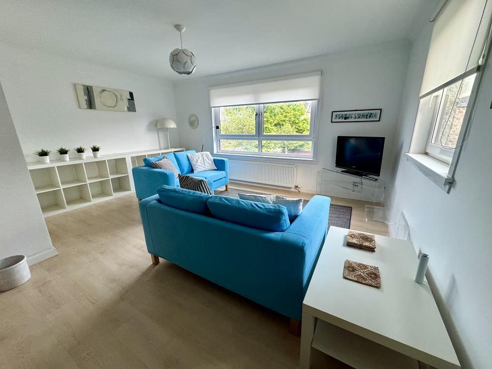Lounge 3