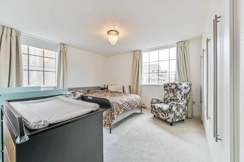 2 bedroom flat for sale, Candlemakers Apartments, York Road, Battersea, London, SW11