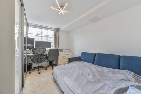 2 bedroom flat for sale, Candlemakers Apartments, York Road, Battersea, London, SW11