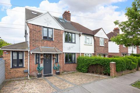 65 Moore Road, London, SE19 3RB