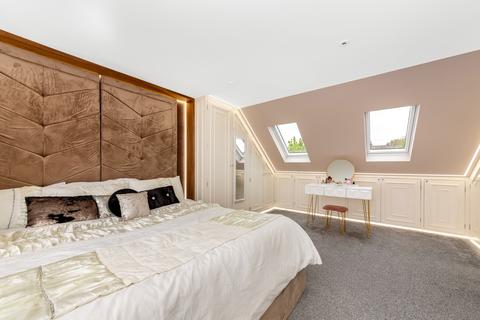 65 Moore Road, London, SE19 3RB