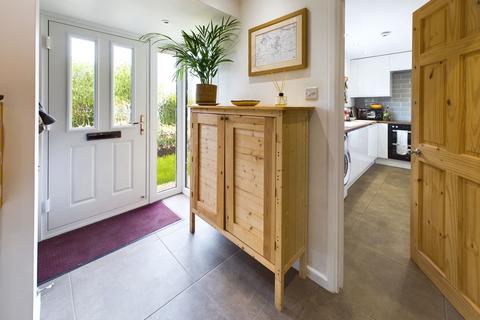 1 Coombes Close, Shipton Under Wychwood, Chipping Norton, OX7 6BU