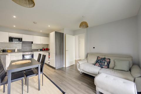 2 bedroom flat for sale, Adenmore Road, Catford, London, SE6