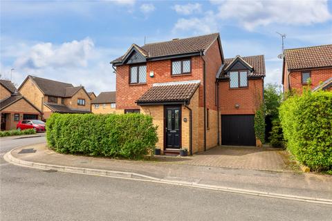 4 bedroom detached house for sale, Russell Road, Toddington, Bedfordshire, LU5