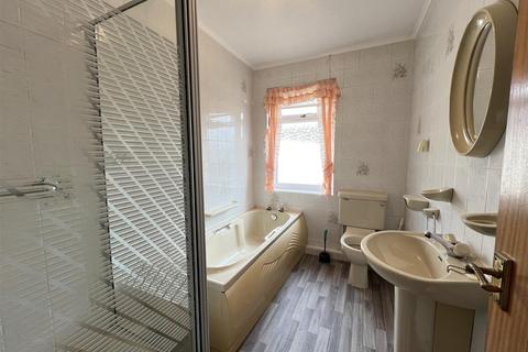 24 The Crescent, Aberdare, CF44 8TN