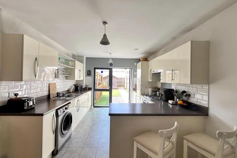 4 bedroom property for sale, Roman Way, Hanham, Bristol