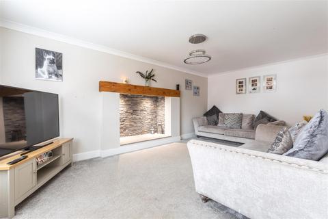 3 Rye Walk, Hibaldstow, Brigg, DN20 9FS
