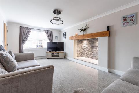 3 Rye Walk, Hibaldstow, Brigg, DN20 9FS