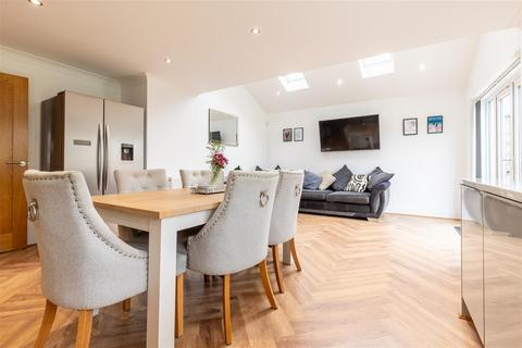 3 Rye Walk, Hibaldstow, Brigg, DN20 9FS