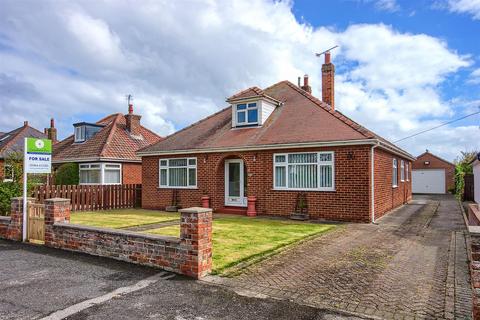 5 bedroom detached bungalow for sale, Hollym Road, Withernsea