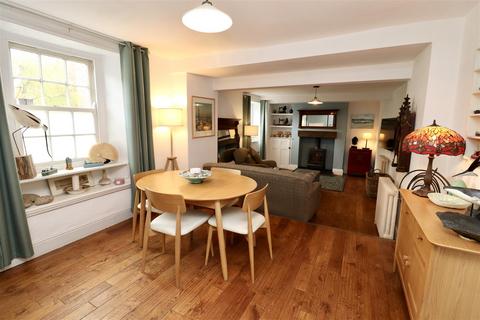 8 Burgate, North Newbald, York, YO43 4SG