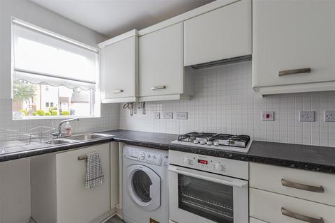 2 bedroom terraced house to rent, Brynheulog, Cardiff CF23