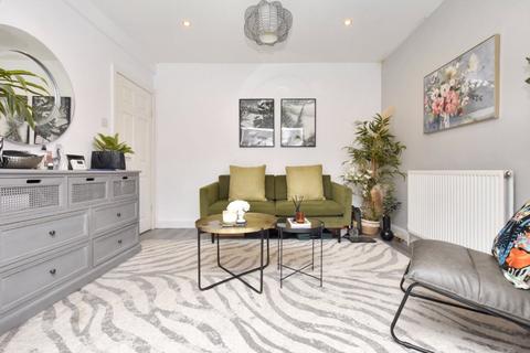 3 bedroom semi-detached house for sale, Argie Avenue, Leeds, West Yorkshire