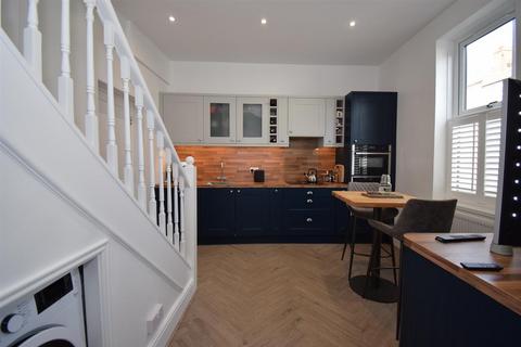 2 bedroom end of terrace house for sale, South Woodbine Street, South Shields