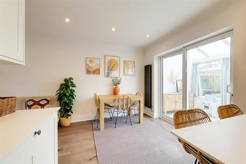 75 Shandon Road, Worthing, BN14 9DX