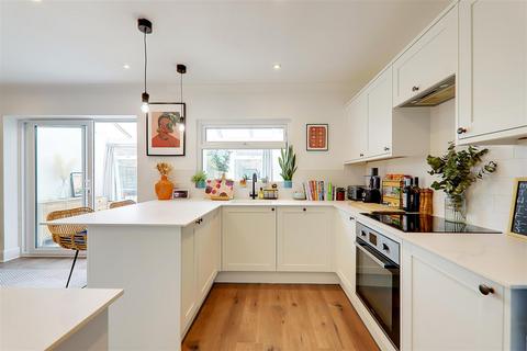 75 Shandon Road, Worthing, BN14 9DX