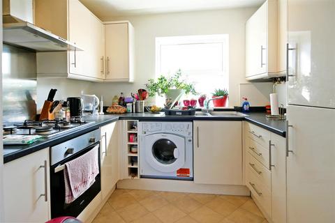 2 bedroom apartment to rent, Aldwick Road, Bognor Regis