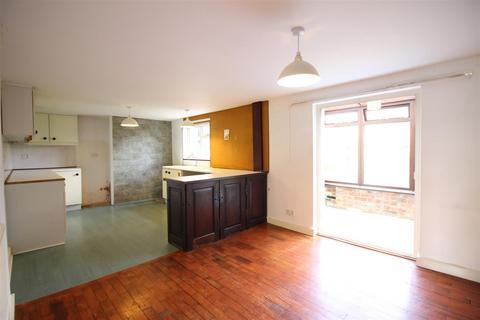 3 bedroom end of terrace house for sale, High Street, Old Harlow CM17