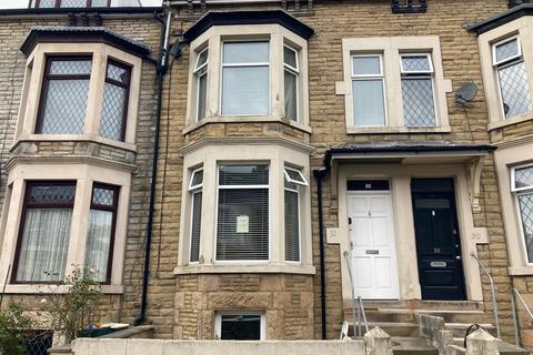 5 bedroom private hall to rent, Blades Street, Lancaster LA1