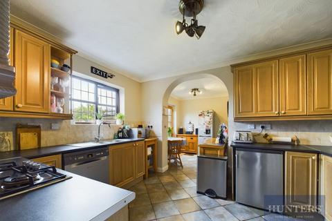 4 bedroom detached house for sale, Farm Lane, Shurdington, Cheltenham