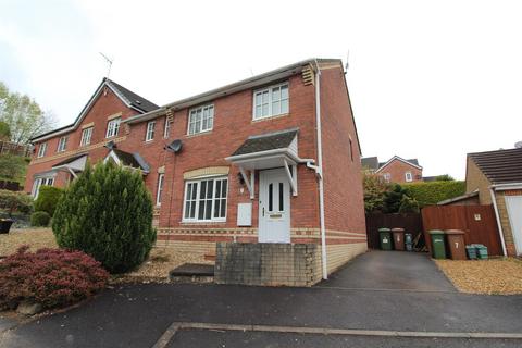 3 bedroom end of terrace house for sale, St. Madoc Close, Blackwood NP12