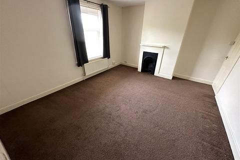 2 bedroom end of terrace house for sale, Fountain Street, Morley