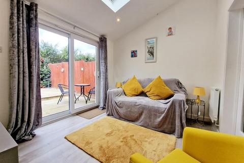 3 bedroom terraced house for sale, Narrow Lane, Tiverton EX16
