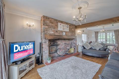 4 bedroom detached house for sale, Quantry Lane, Belbroughton