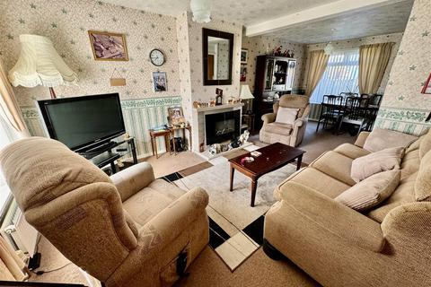 undefined, Cae Hendy, Llanbedrog