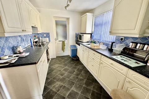 undefined, Cae Hendy, Llanbedrog