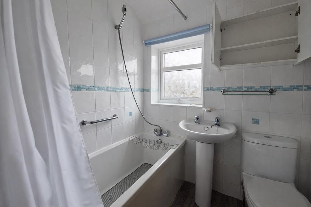 Bathroom 22 CH.png