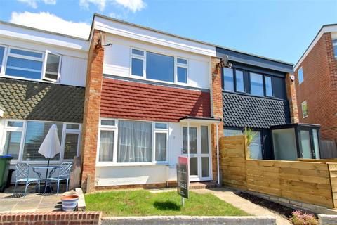 2 bedroom terraced house for sale, Cliff Close, Seaford