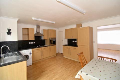 2 bedroom terraced house for sale, Cliff Close, Seaford